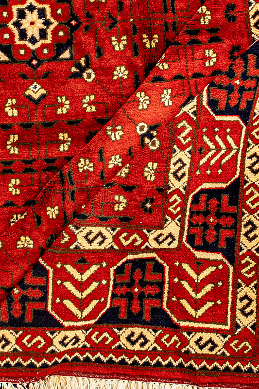 Cavalier Thread - Handmade Rug