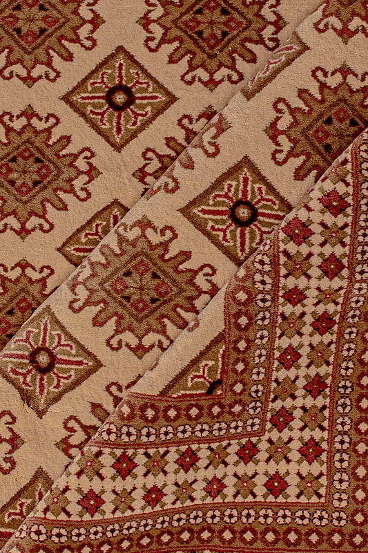 فقاعات هندية - سجادة مصنوعة يدويًا