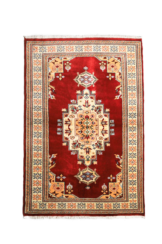 Pakistani Gildar - Handmade Rug